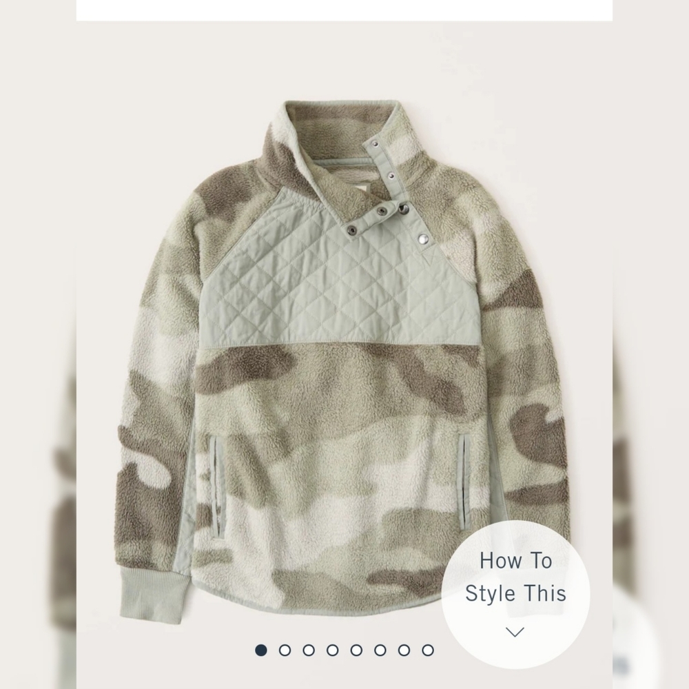 Abercrombie and Fitch asymmetrical snap up fleece
